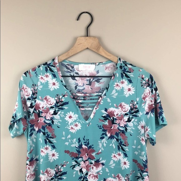 Peach Love California Floral Shift Dress (Medium) - Picture 2 of 8